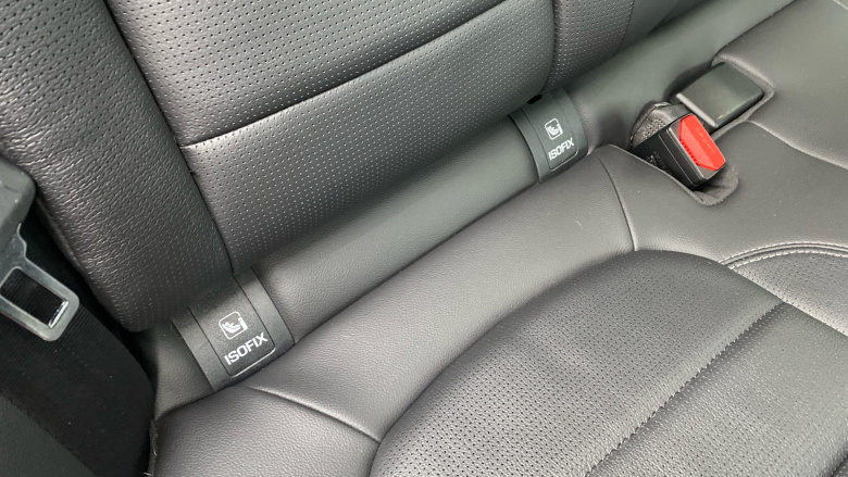 Jaguar F-Pace 2.0 D200 R-Dynamic Black 5dr Auto AWD Diesel Estate